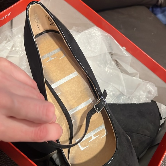 ELLE stiletto suede pumps! NEW IN BOX!! - Picture 5 of 8